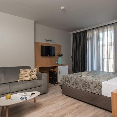 Tia Maria Is Situated In The Southern Part Of The Sunny Beach Resort Екстериор снимка